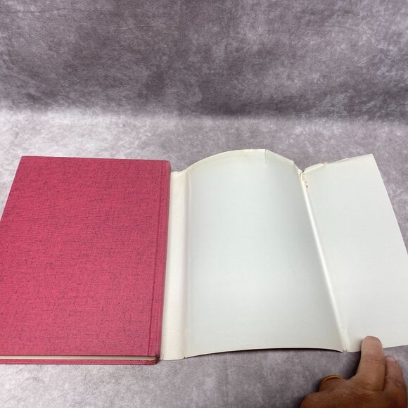 All-Bisque & Half-Bisque Dolls By Genevieve Angione Hardcover 1969 - Picture 8 of 9